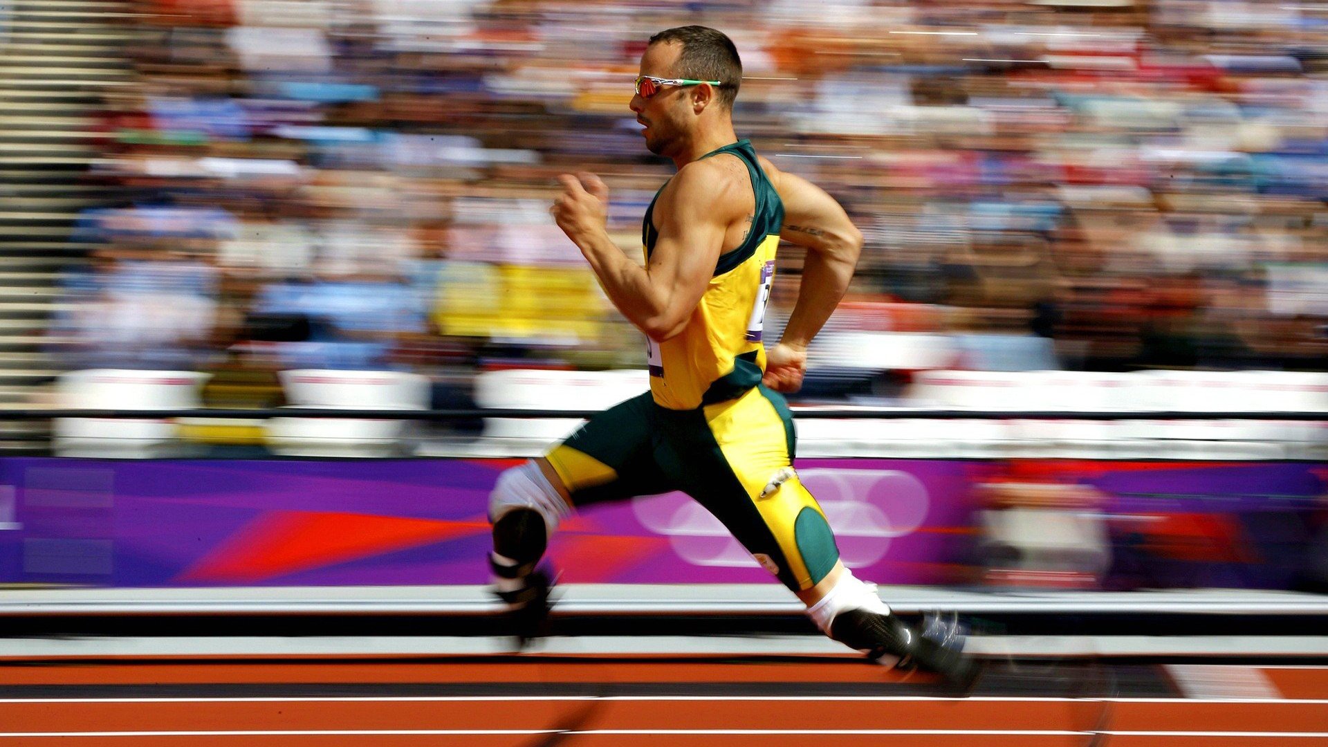 _赛事现场的灯光与音效技术创新_，正规赛事中对灯光的要求