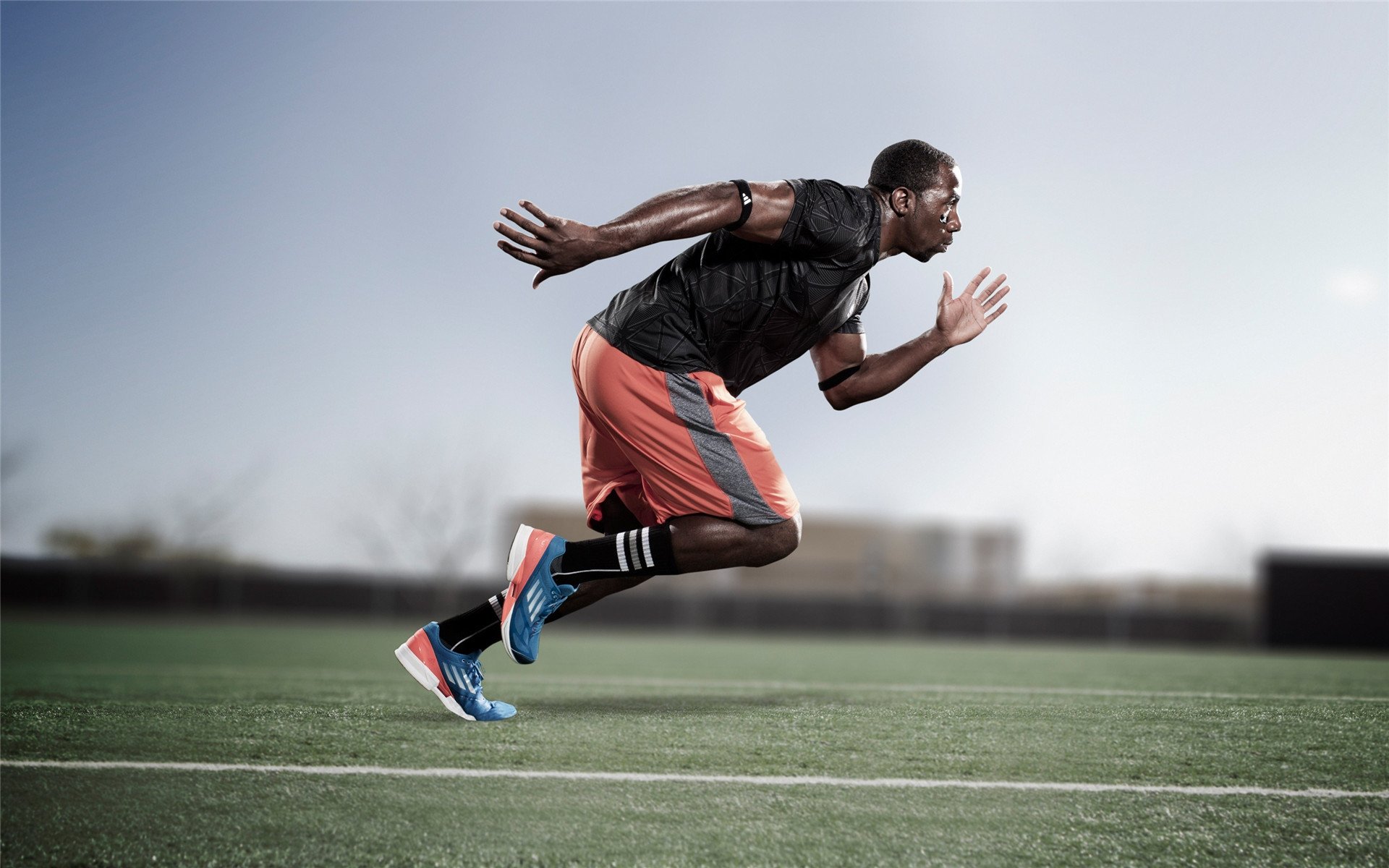 _运动员心理辅导的重要性：赛场内外的心理战_，运动员心里训练应注意哪几个主要问题